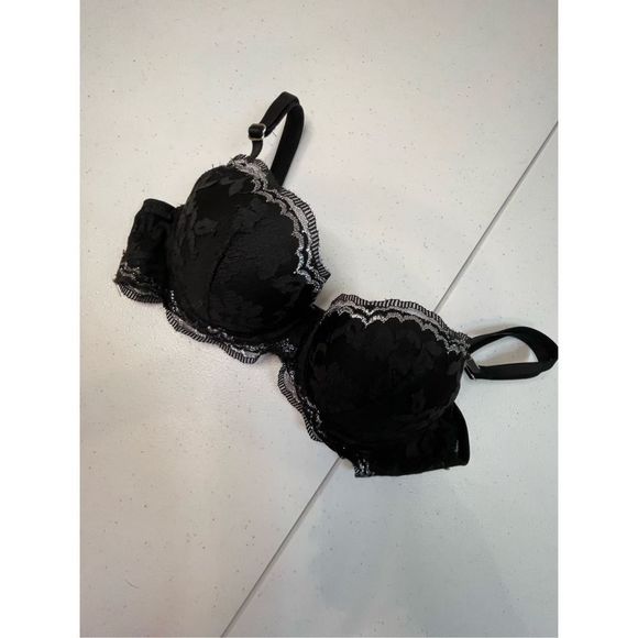 Victoria’s Secret Dream Angels lined Demi 32B - Picture 1 of 5